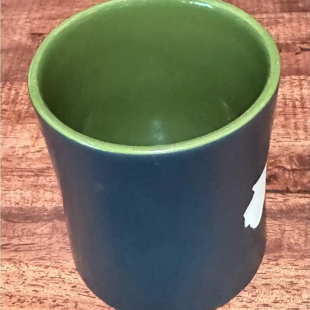Starbucks 2011 Etched Vespa Scooter Moped Silhouette Collectible Mug 16 oz